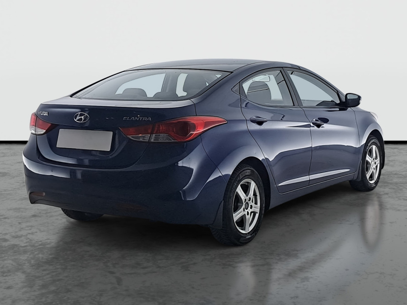 Hyundai Elantra, 2012