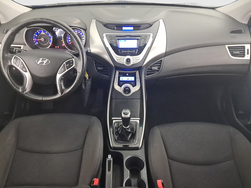 Hyundai Elantra, 2012