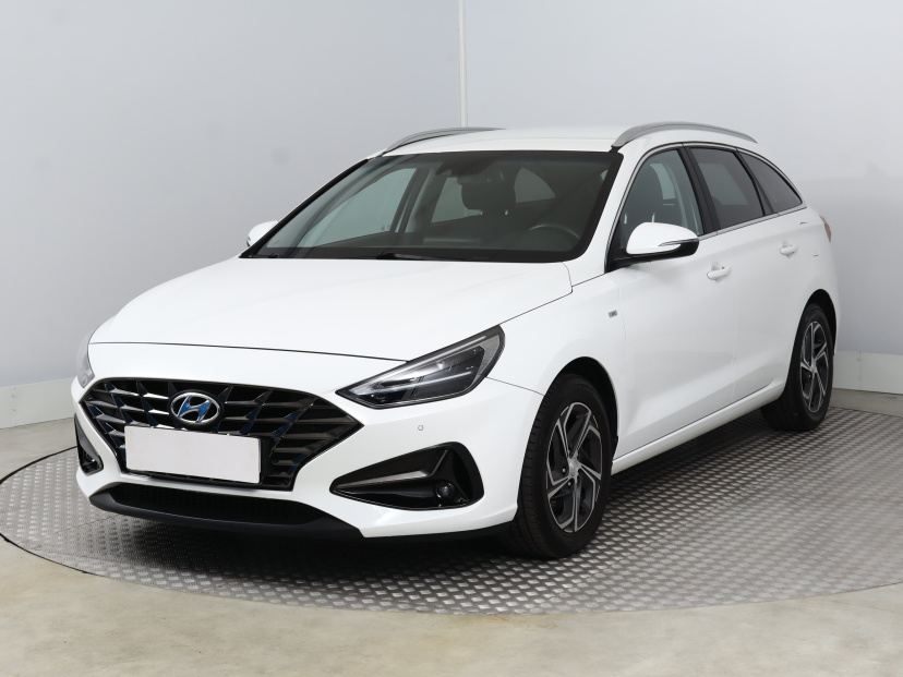 Hyundai i30, 2021