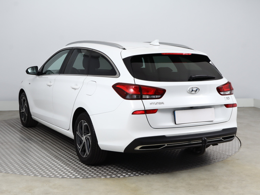 Hyundai i30, 2021