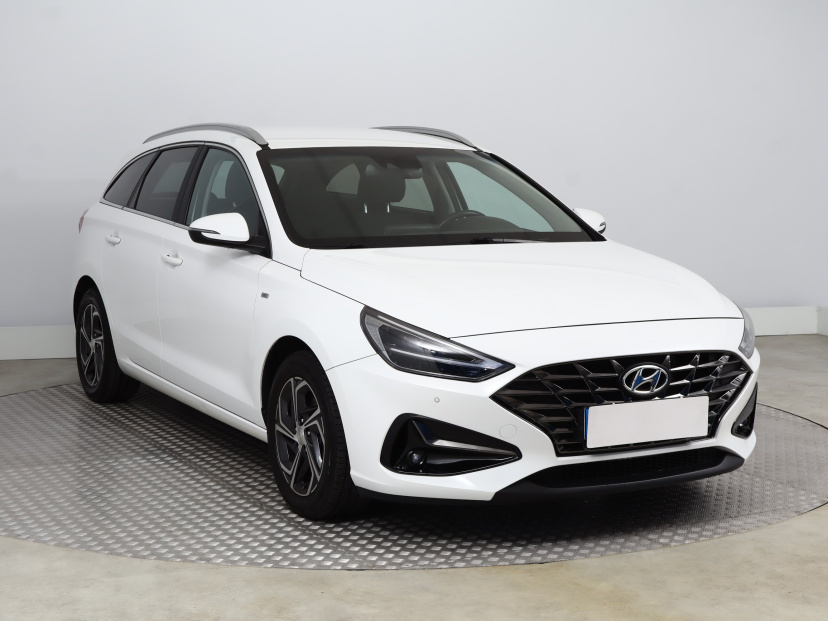 Hyundai i30, 2021