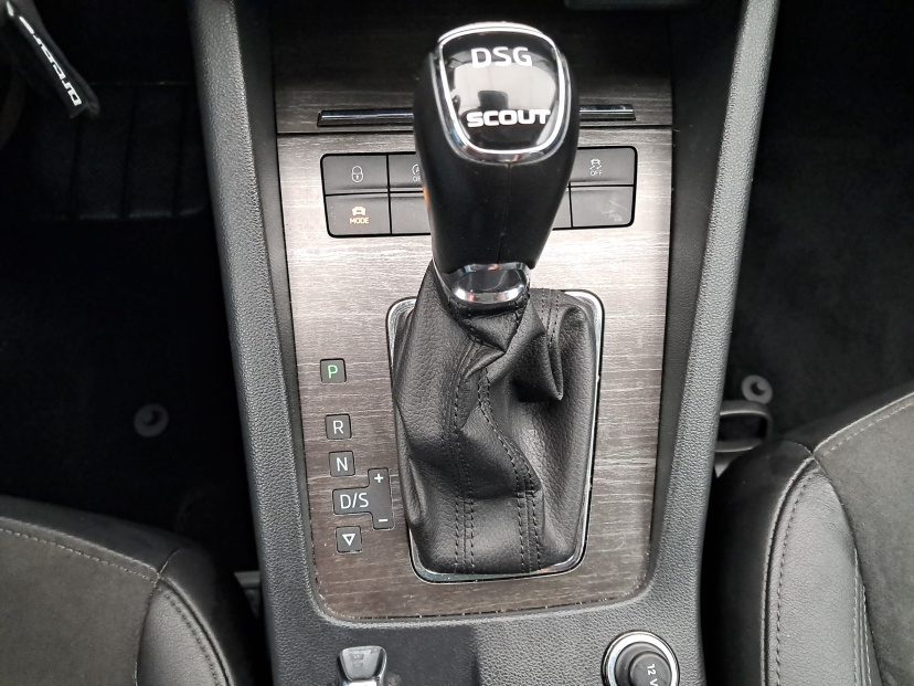 Škoda Octavia Scout, 2015