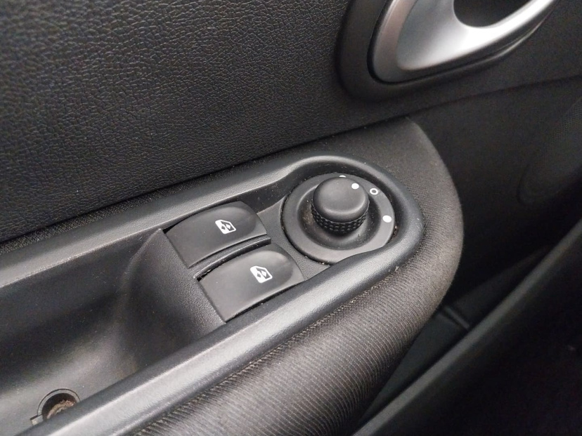 Renault Clio, 2012