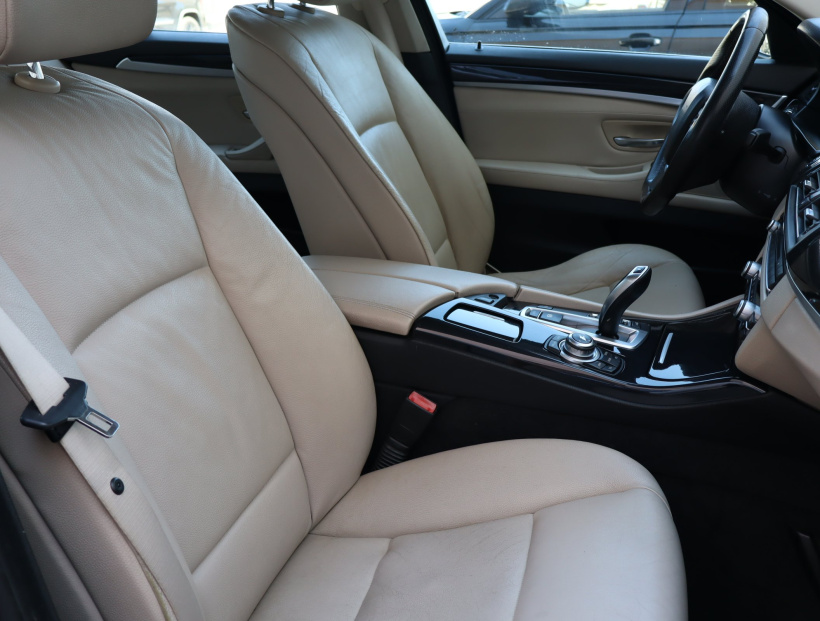 BMW 5, 2012