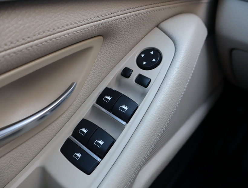 BMW 5, 2012