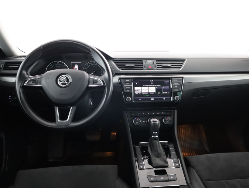 Škoda Superb, 2017
