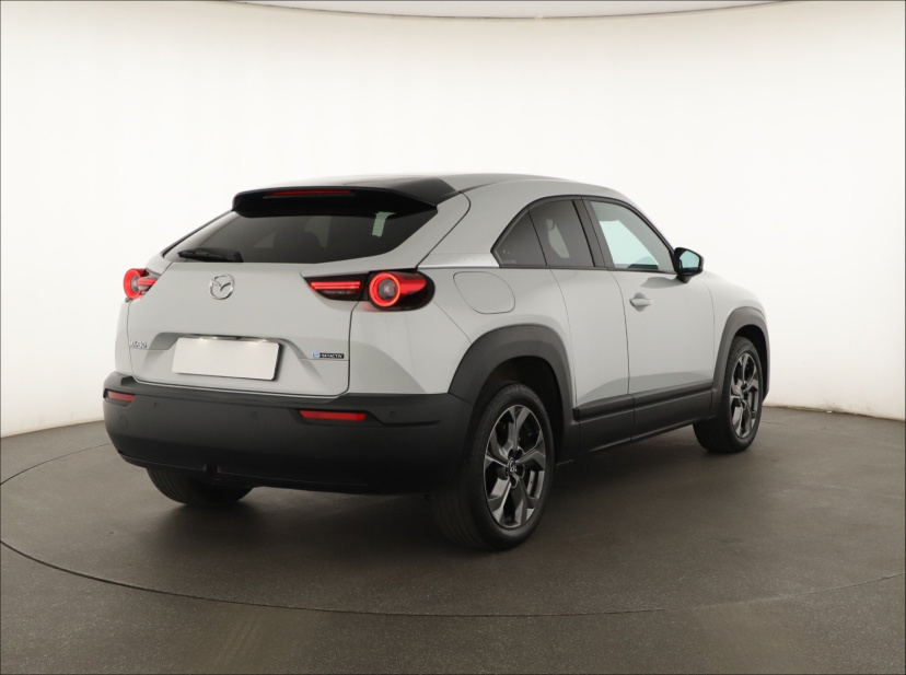 Mazda MX-30, 2020