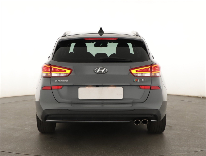 Hyundai i30, 2023
