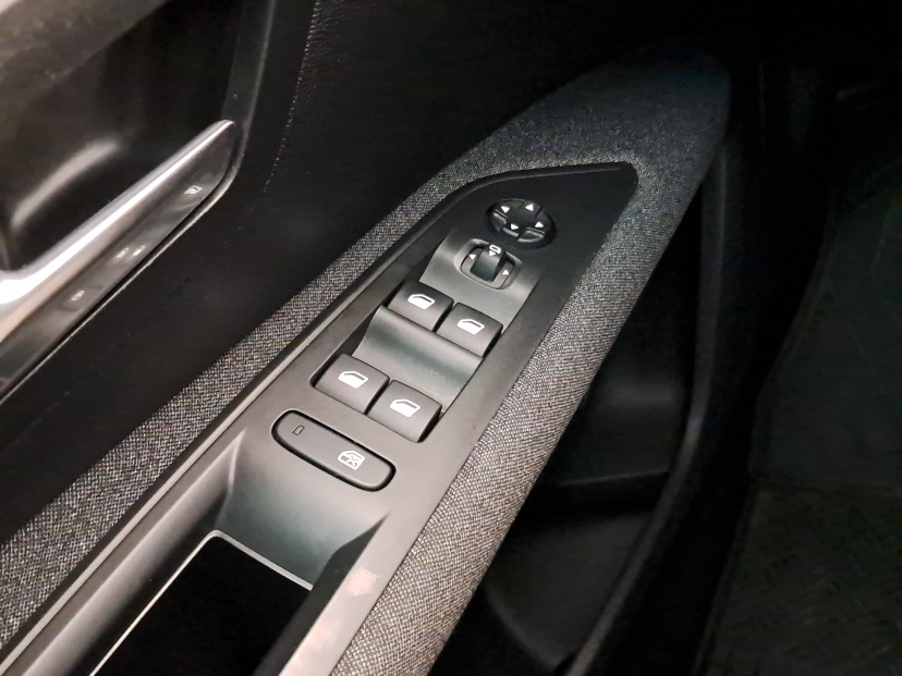 Peugeot 5008, 2021