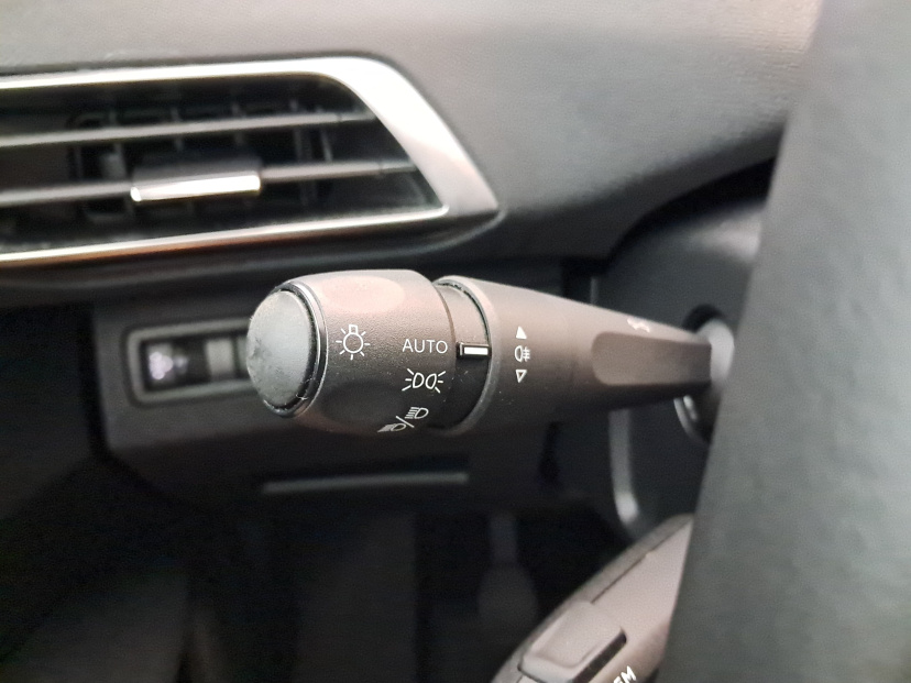 Peugeot 5008, 2021
