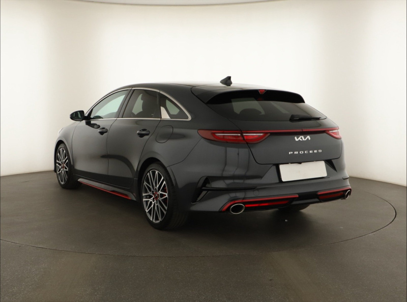Kia ProCeed, 2022