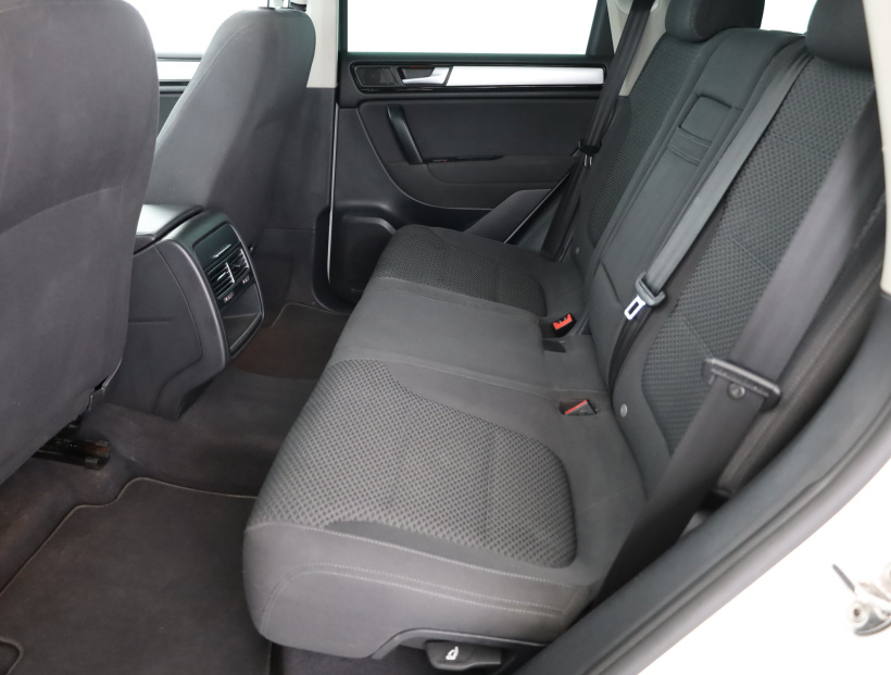 Volkswagen Touareg, 2012