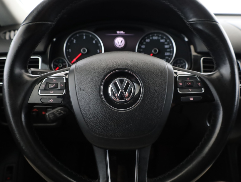 Volkswagen Touareg, 2012