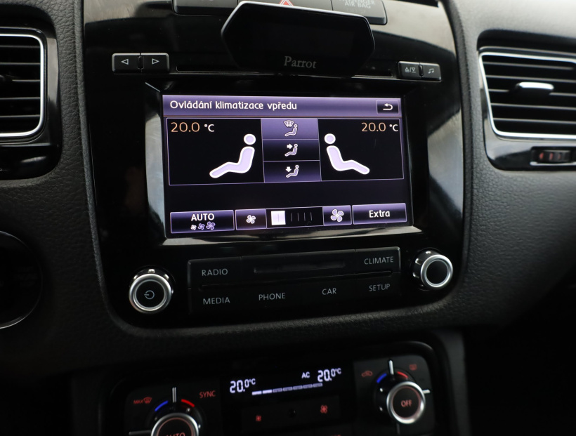 Volkswagen Touareg, 2012