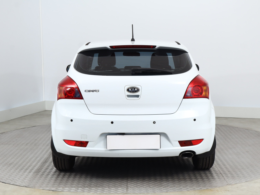 Kia ProCeed, 2009