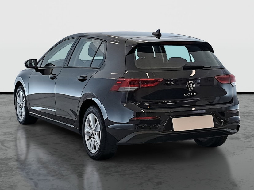 Volkswagen Golf, 2022