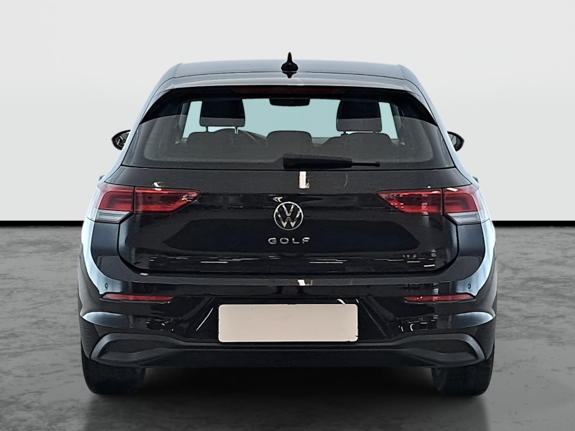 Volkswagen Golf, 2022