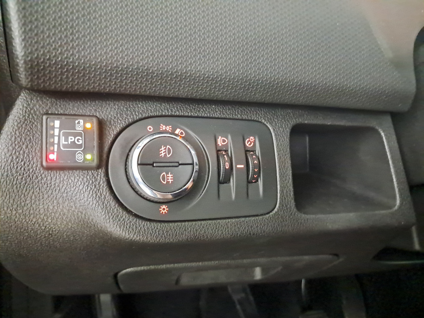 Opel Meriva, 2013