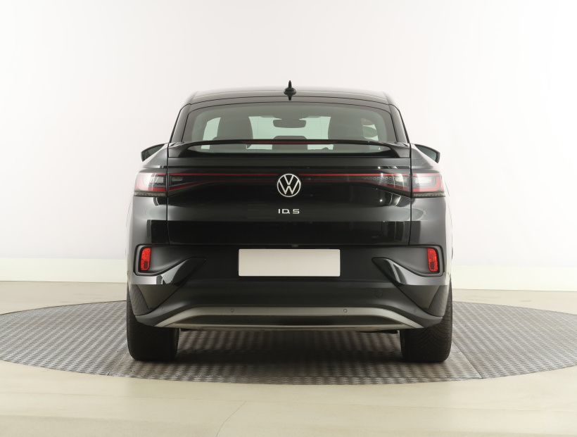 Volkswagen ID.5, 2022