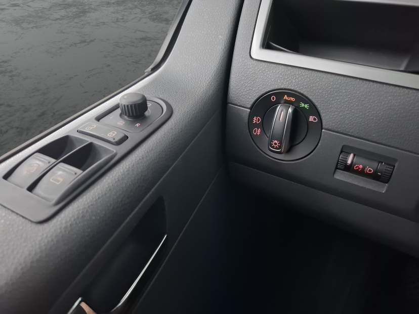 Volkswagen Multivan, 2013