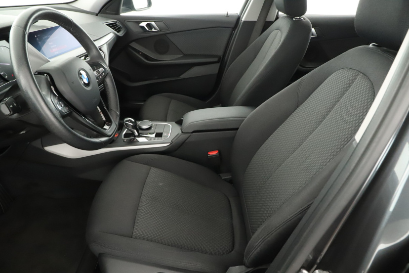 BMW 1, 2020