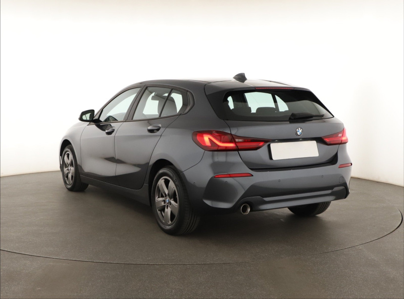BMW 1, 2020