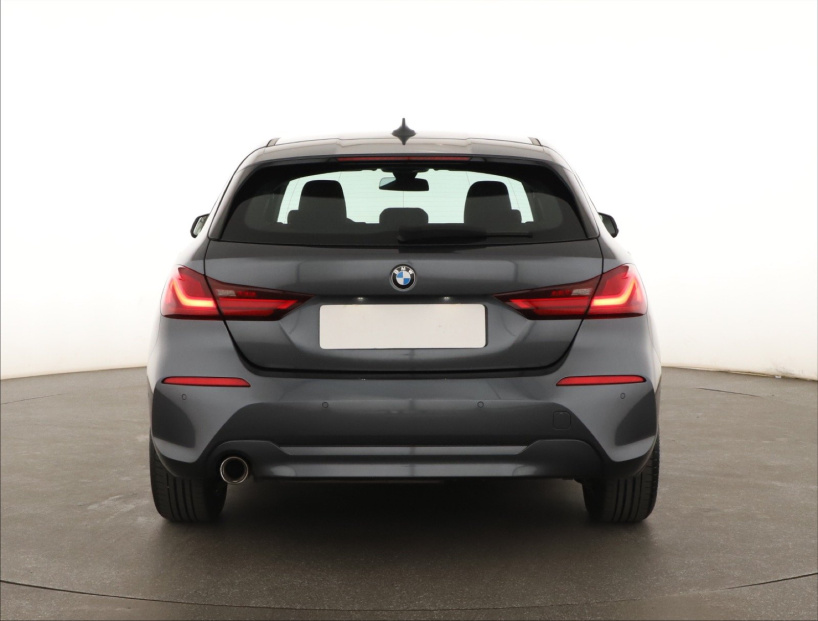 BMW 1, 2020