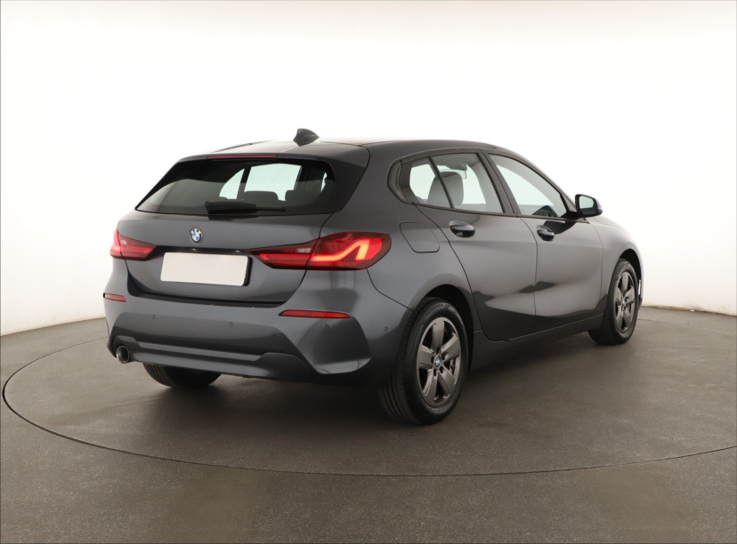 BMW 1, 2020