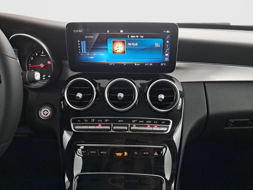 Mercedes-Benz C, 2020