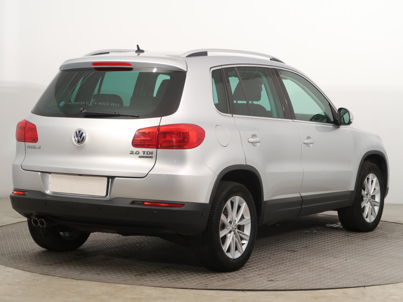 Volkswagen Tiguan, 2012