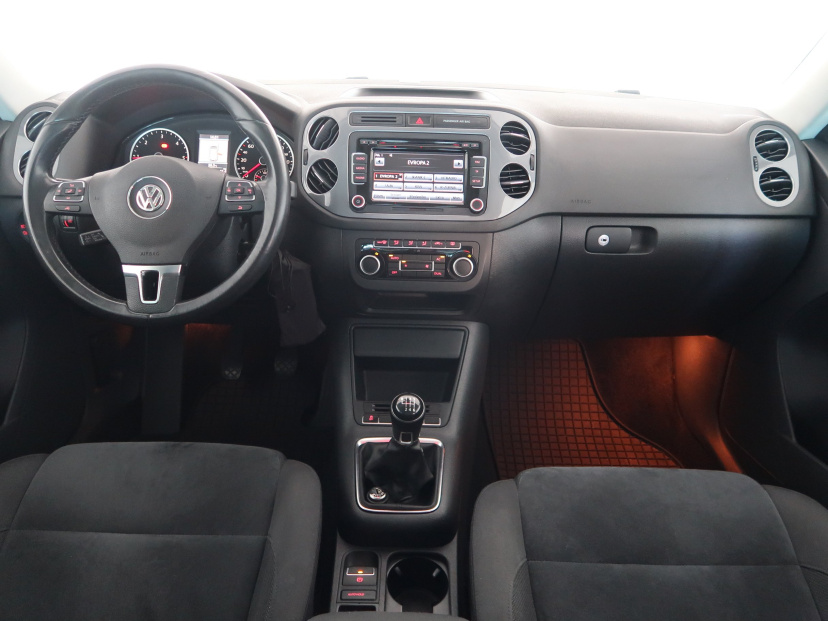 Volkswagen Tiguan, 2012