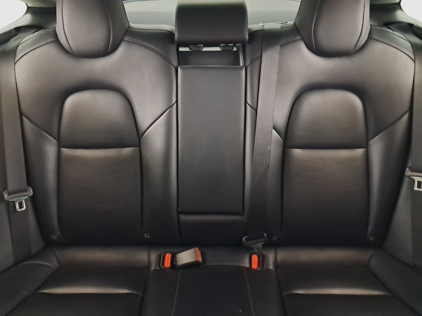 Tesla Model 3 Performance – fotografie 14
