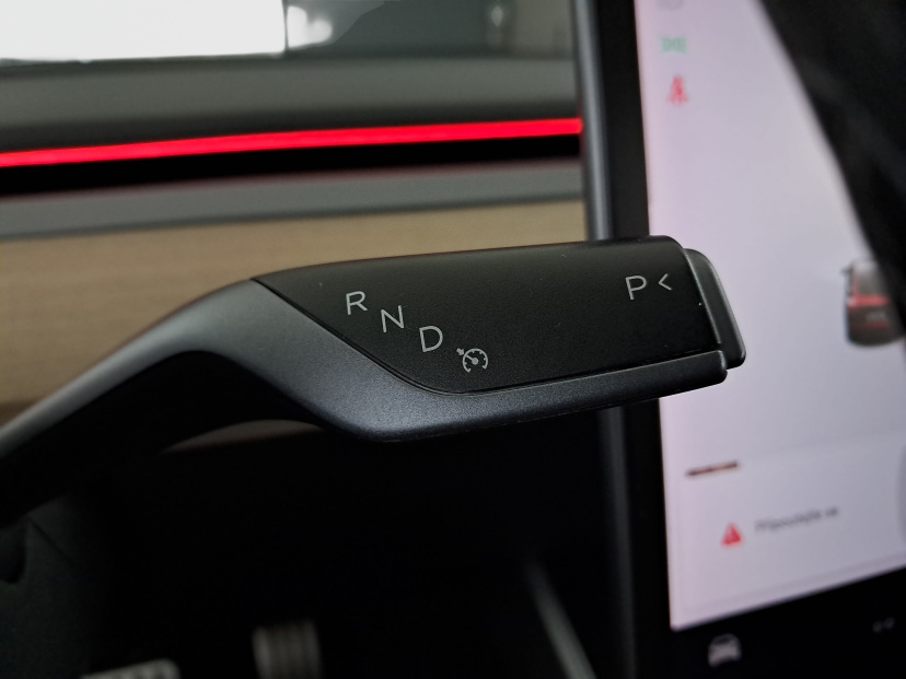 Tesla Model 3, 2019