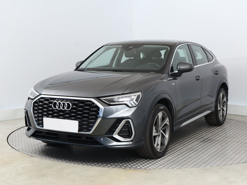 Audi Q3 Sportback, 2021
