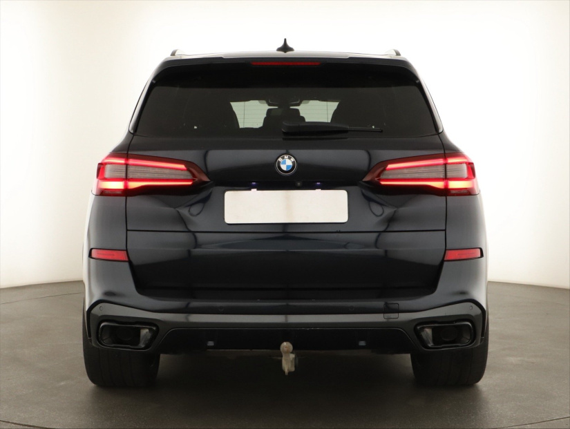 BMW X5, 2021
