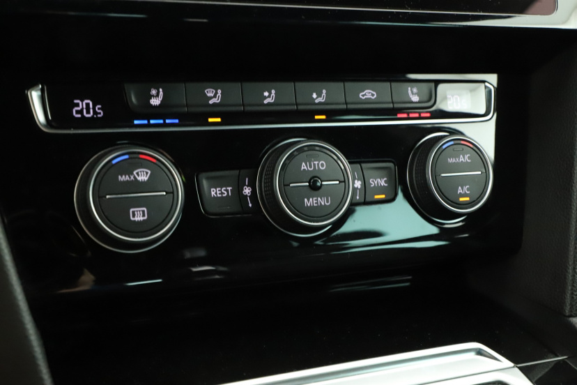 Volkswagen Passat, 2019