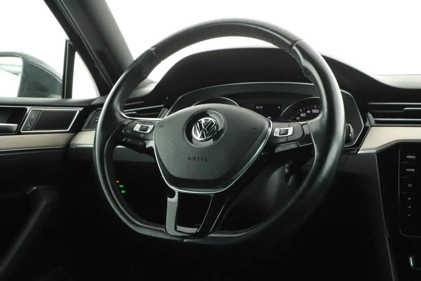 Volkswagen Passat, 2019