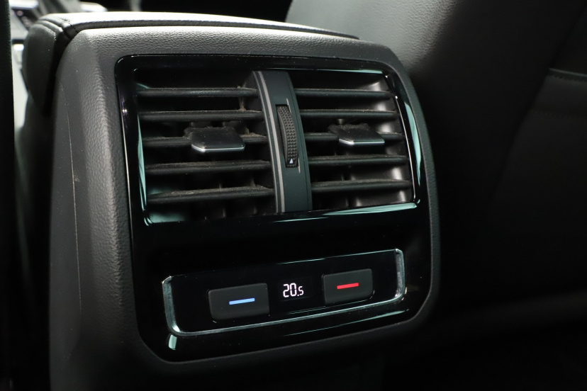 Volkswagen Passat, 2019