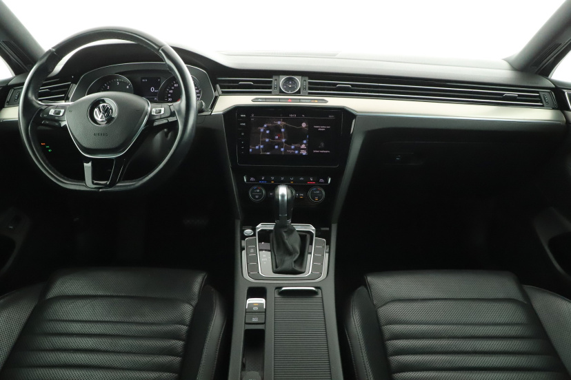 Volkswagen Passat, 2019