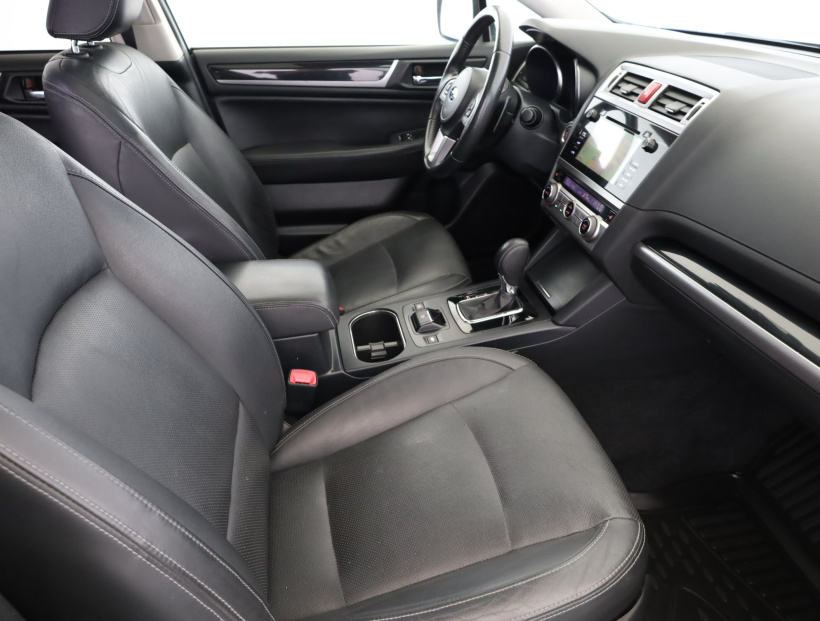 Subaru Outback, 2015