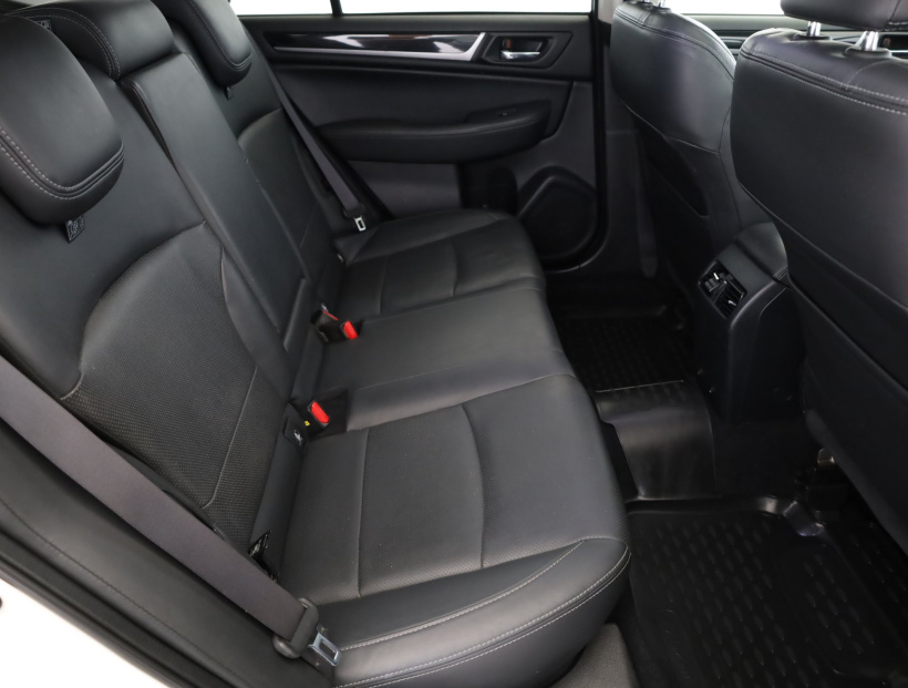 Subaru Outback, 2015