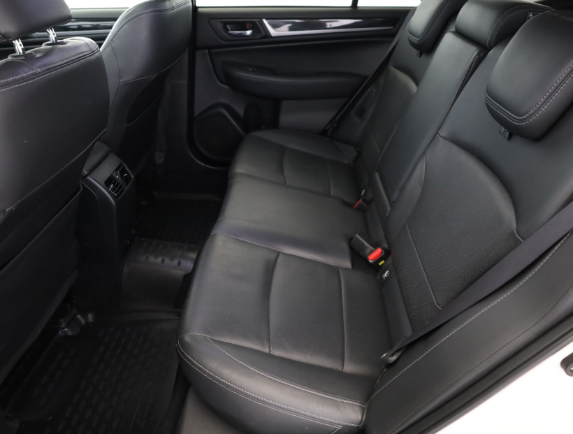 Subaru Outback, 2015