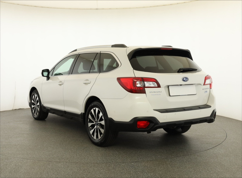 Subaru Outback, 2015