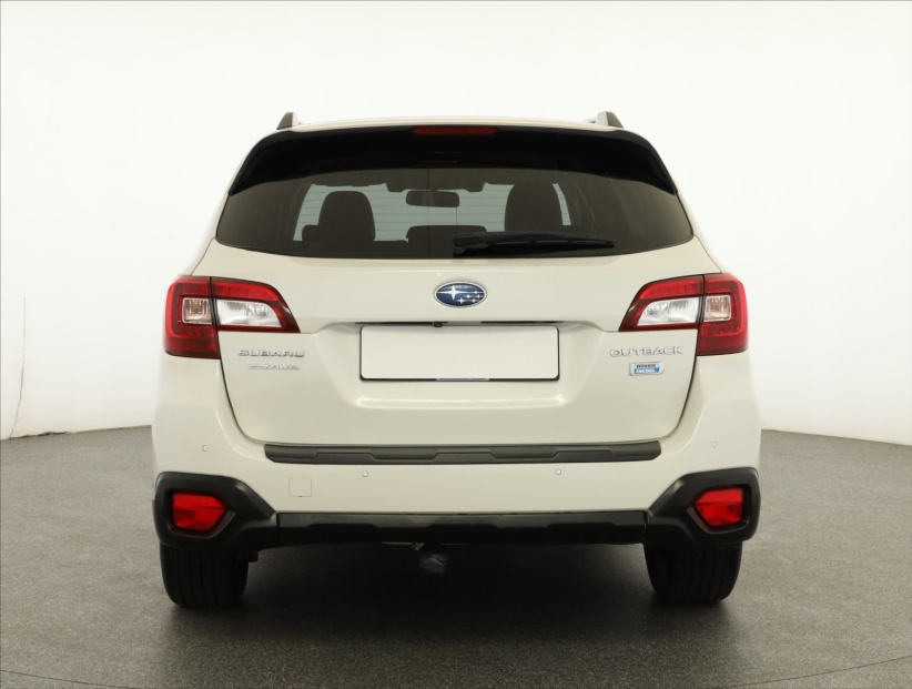 Subaru Outback, 2015