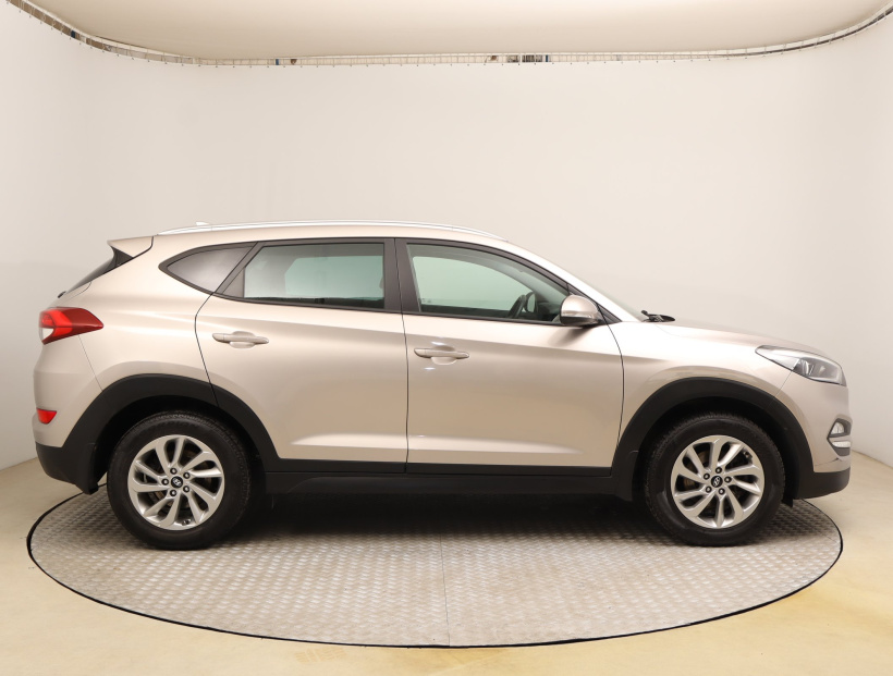 Hyundai Tucson, 2016