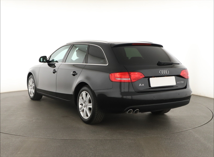 Audi A4, 2009
