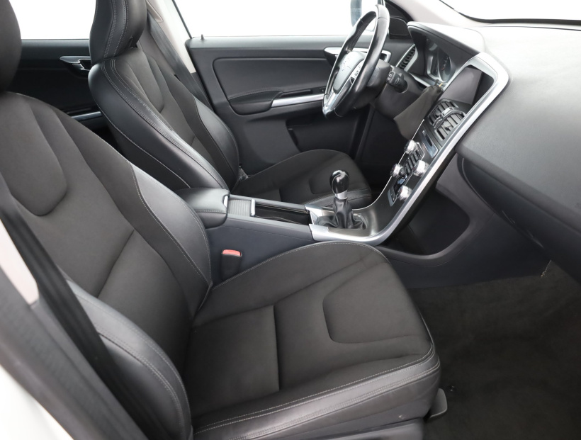 Volvo XC60, 2015