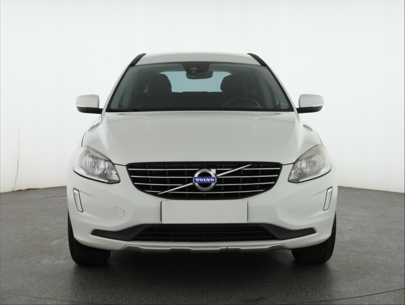 Volvo XC60, 2015
