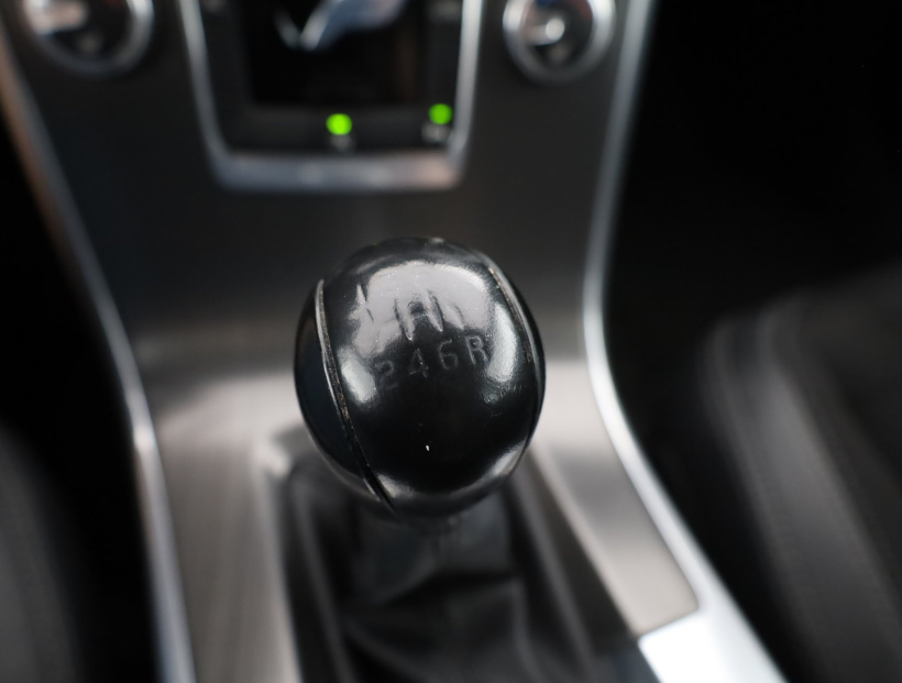 Volvo XC60, 2015