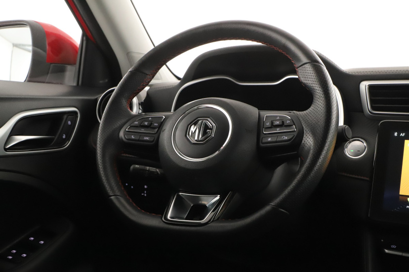 MG ZS SUV, 2022